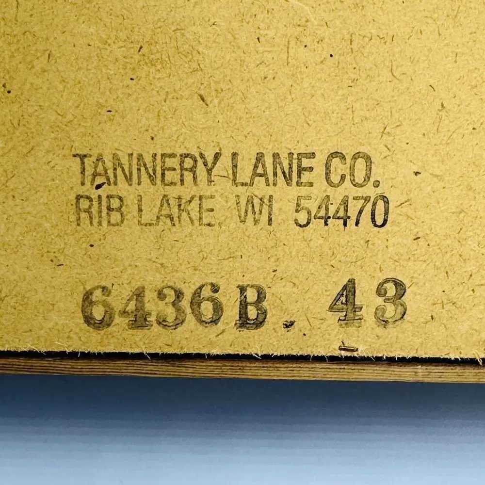 Tannery Lane Trinket Curio Glass Co Wooden Miniature Front Wall Ornament Hanging - Picture 13 of 15